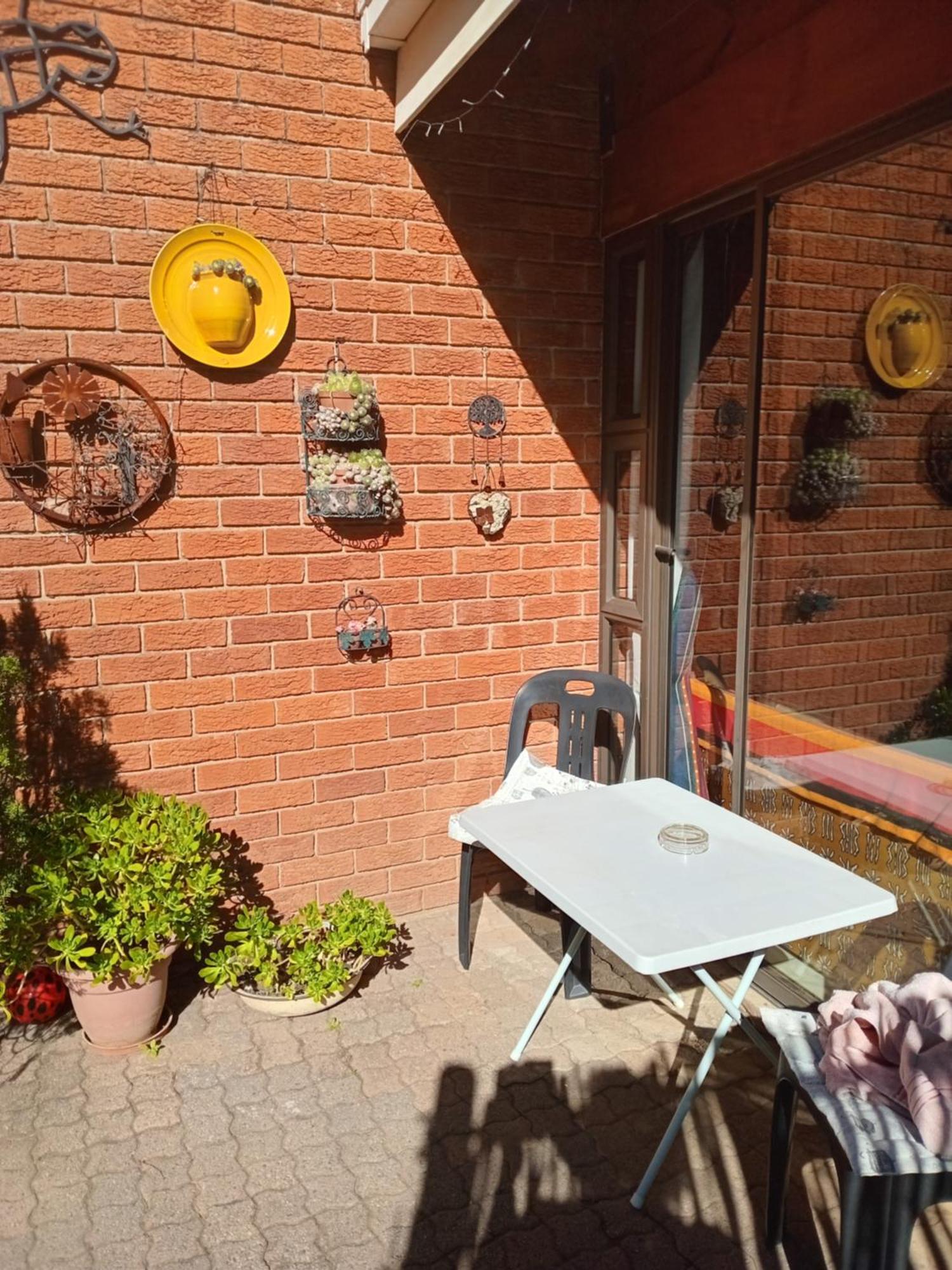 Amani Guest House Кларенс Екстериор снимка