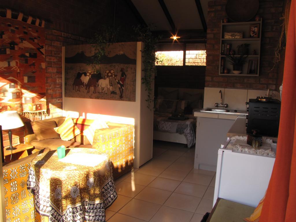 Amani Guest House Кларенс Екстериор снимка